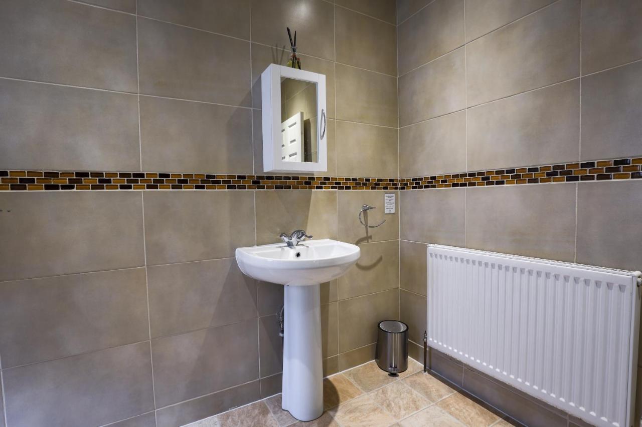 Angharad Bed And Breakfast Llanelli Exterior foto